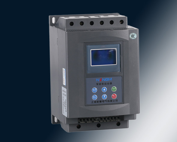NMJR6中文顯示電機(jī)軟啟動(dòng)器采用智能化液晶中文控制；以單片機(jī)為智能中心，可控硅模塊為執(zhí)行元件對(duì)電動(dòng)機(jī)進(jìn)行全自動(dòng)控制。它適用各種負(fù)載的鼠籠型異步電動(dòng)機(jī)控制，使電…